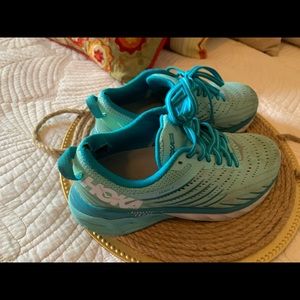 Hoka women’s shoes